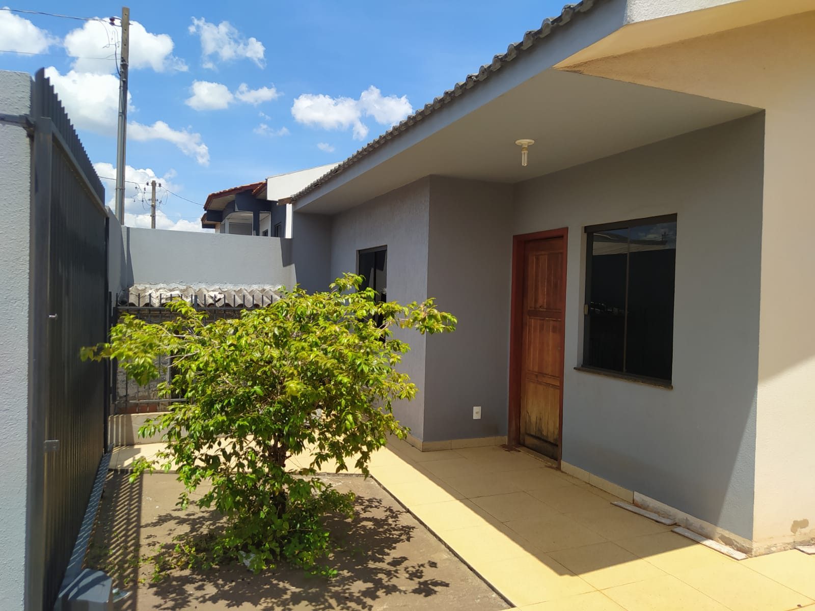 CASA LOCALIZADA NO BAIRRO MONTREAL / 14 DE NOVEMBRO | 2