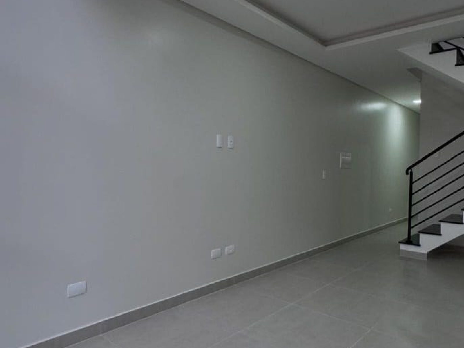 Sobrado no Bairro Canadá 9