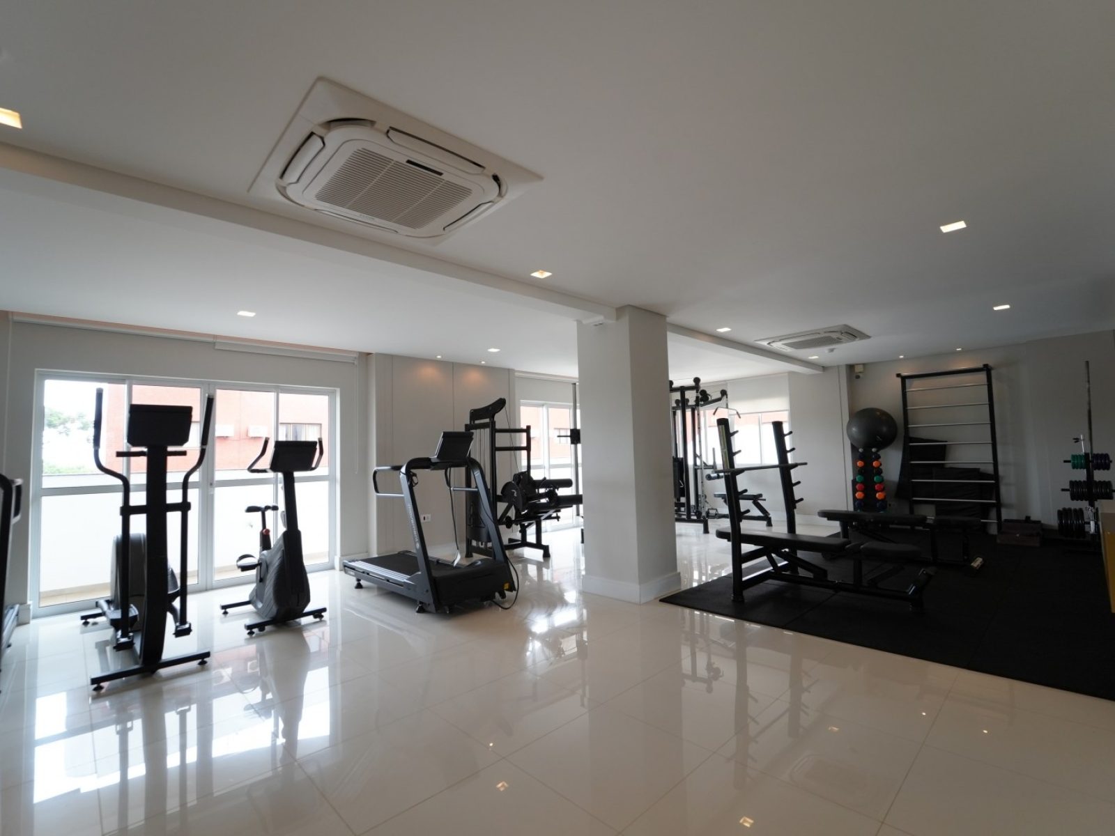 EDIFÍCIO DELUCCI | 36