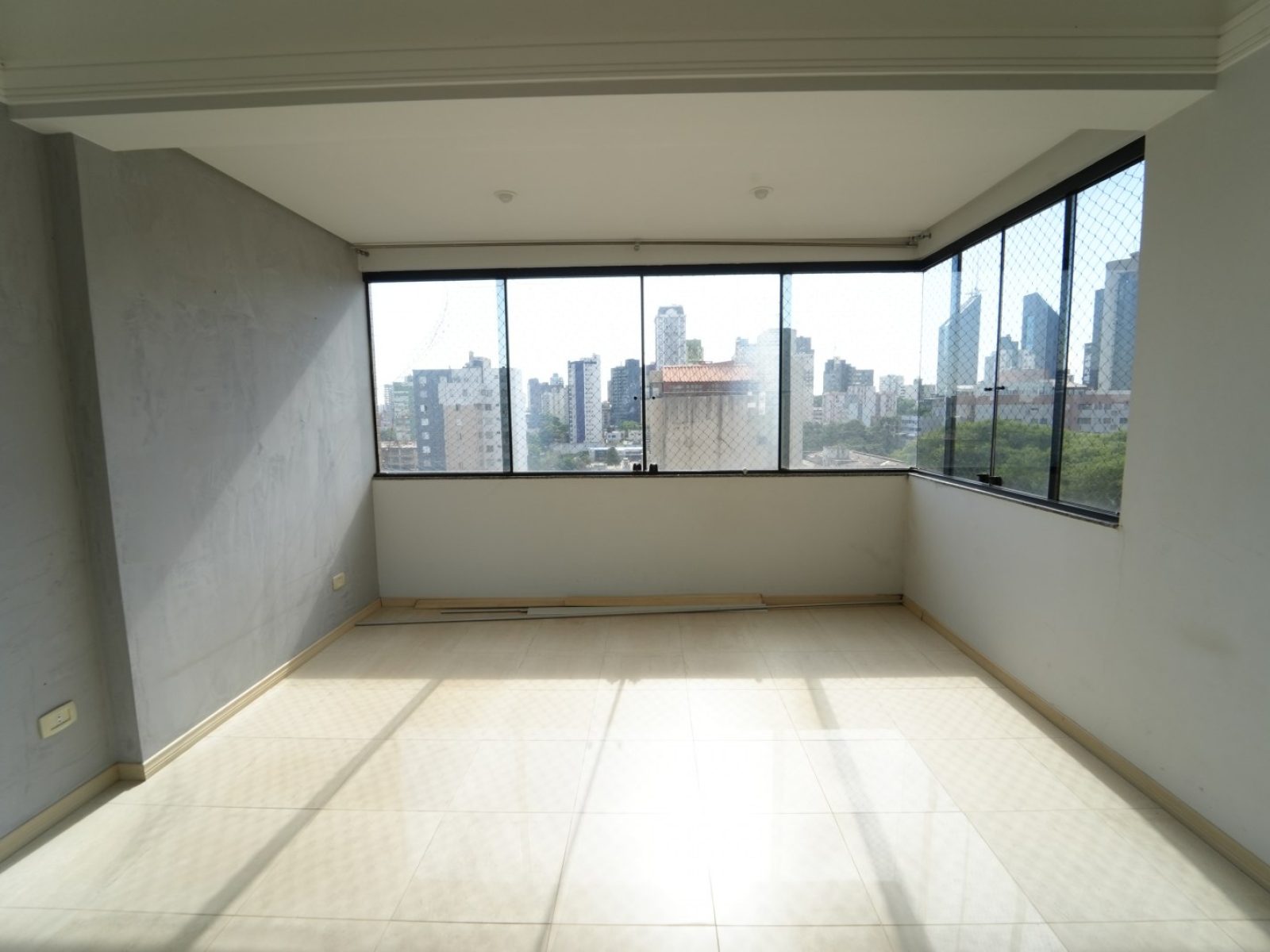 EDIFÍCIO ANTHARES | 11