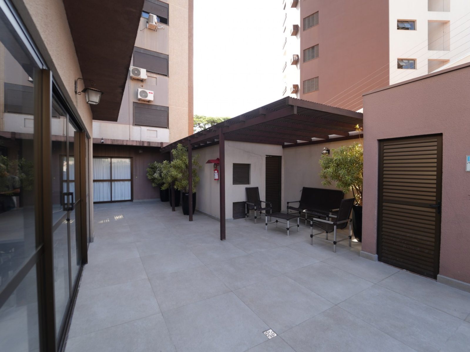 EDIFÍCIO ANTHARES | 24