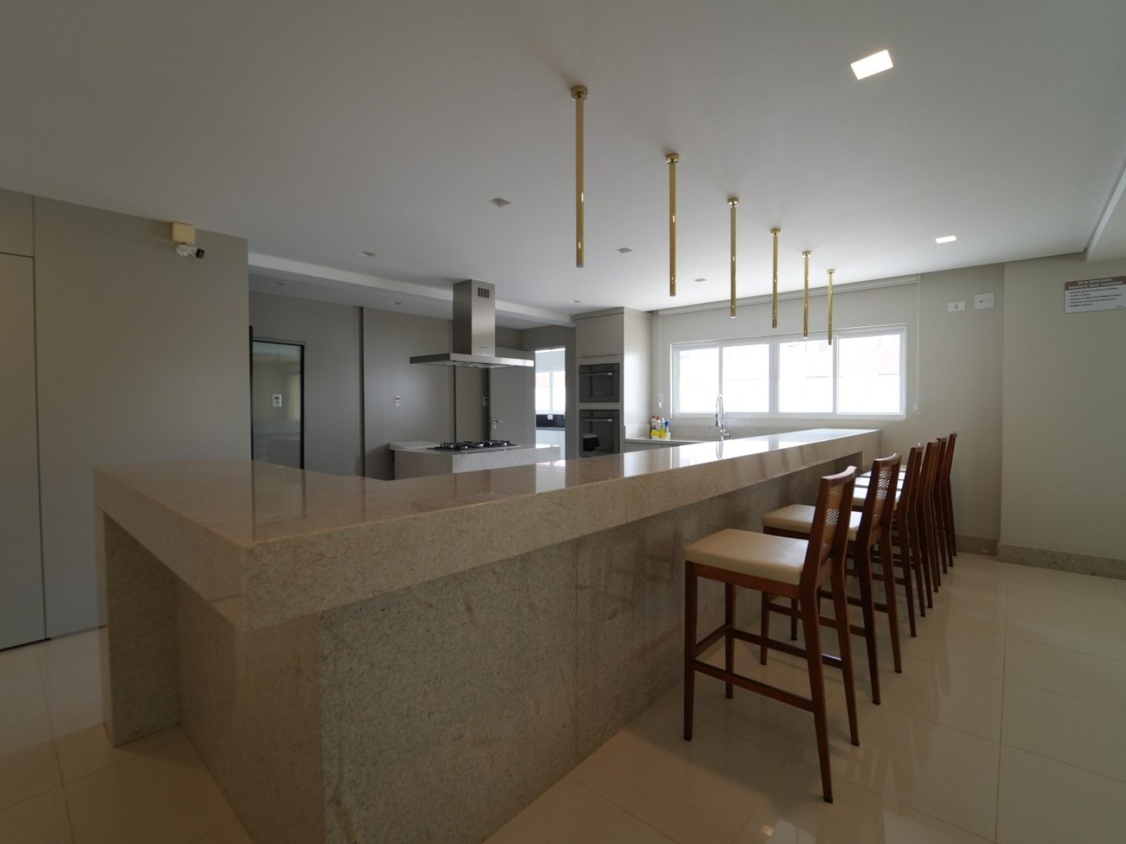 EDIFÍCIO DELUCCI | 28