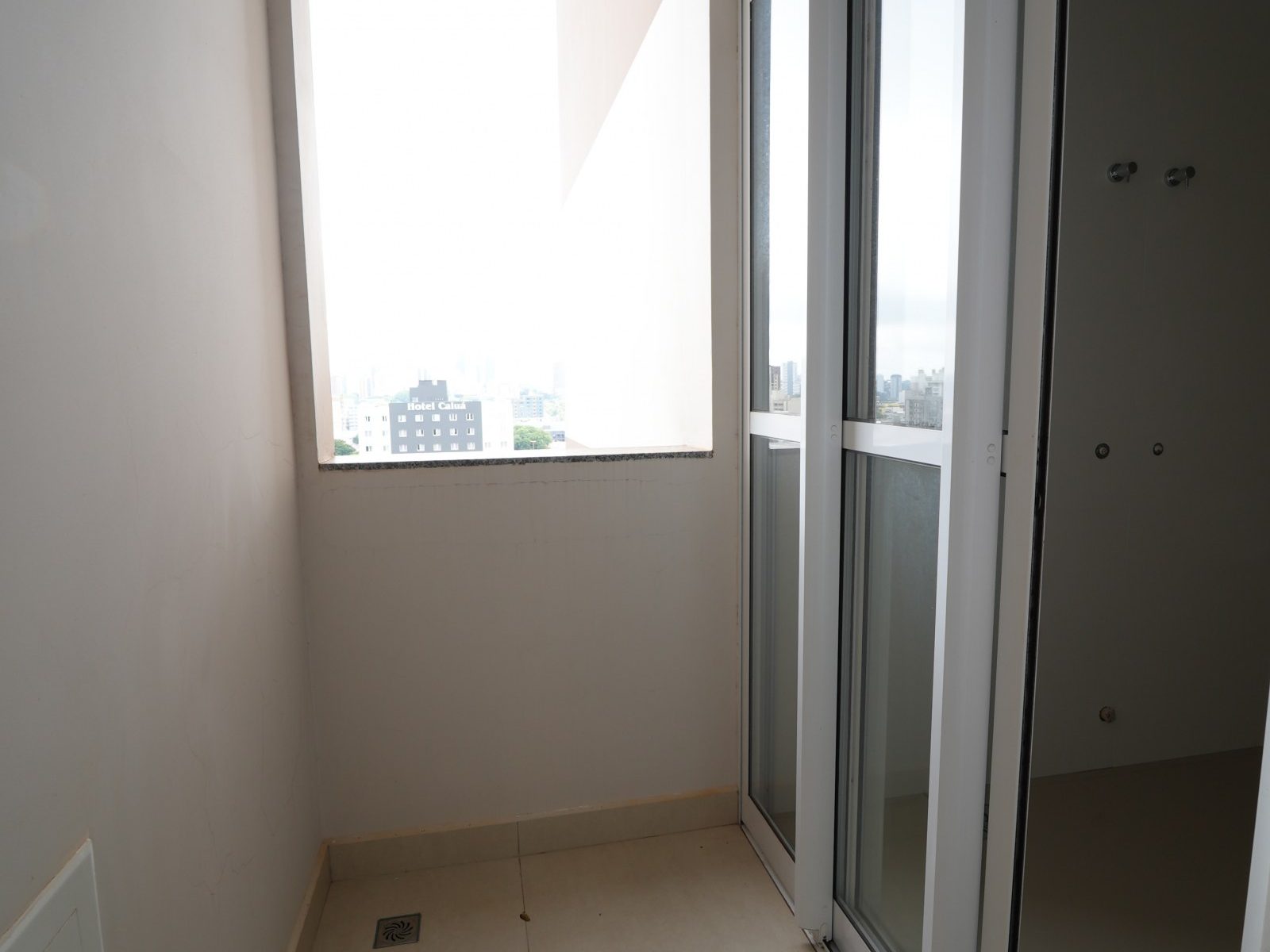 EDIFÍCIO DELUCCI | 14