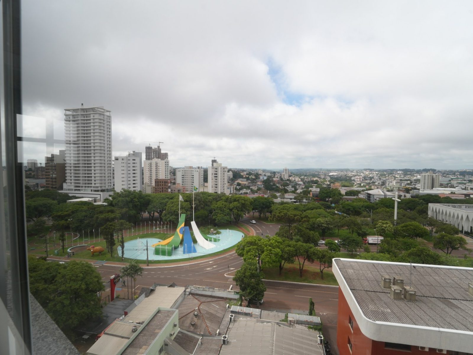 EDIFÍCIO DELUCCI | 24